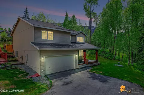 Exterior - 20113 Highland Ridge Dr, Eagle River, AK 99577 photo 2 of 6