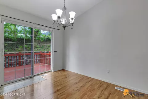 Dining - 20113 Highland Ridge Dr, Eagle River, AK 99577 photo 2 of 2