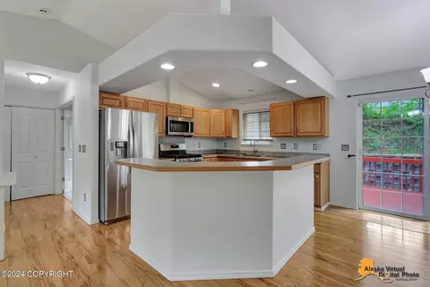 Kitchen - 20113 Highland Ridge Dr, Eagle River, AK 99577 photo 1 of 7