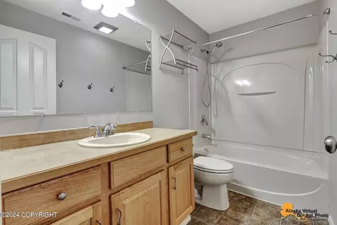 Bath - 20113 Highland Ridge Dr, Eagle River, AK 99577 photo 1 of 4