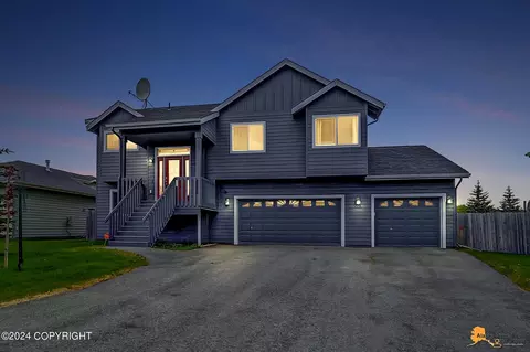 5531 Grand Teton Loop, Anchorage, AK 99502