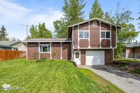 975 Josh Dr, Palmer, AK 99645