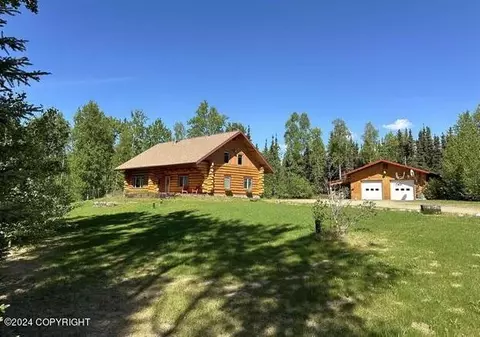 4080 Treasure St, Fairbanks, AK 99712