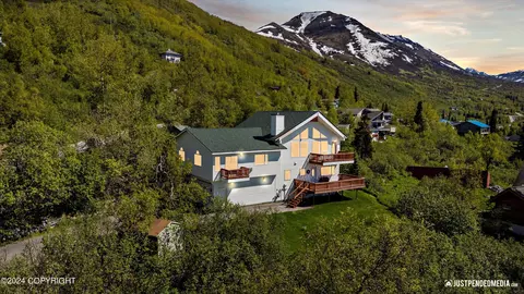 13240 View Heights Way, Anchorage, AK 99516