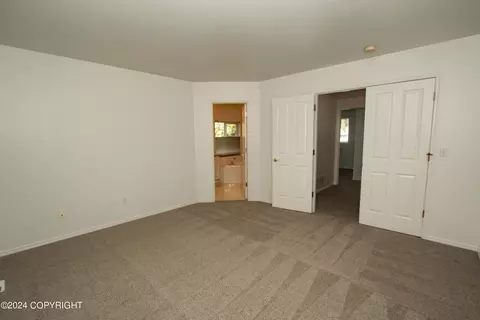 9140 Squire Cir, Eagle River, AK 99577 photo 27