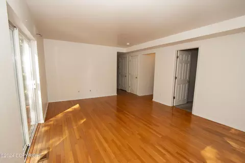 9140 Squire Cir, Eagle River, AK 99577 photo 43