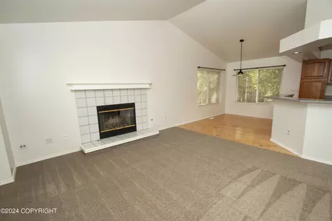 9140 Squire Cir, Eagle River, AK 99577 photo 19