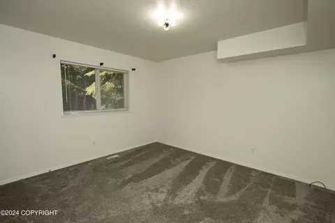 9140 Squire Cir, Eagle River, AK 99577 photo 38