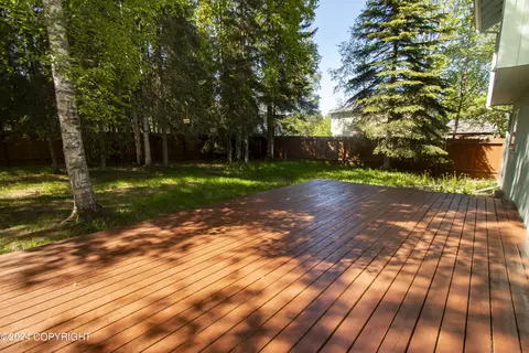 9140 Squire Cir, Eagle River, AK 99577 photo 47