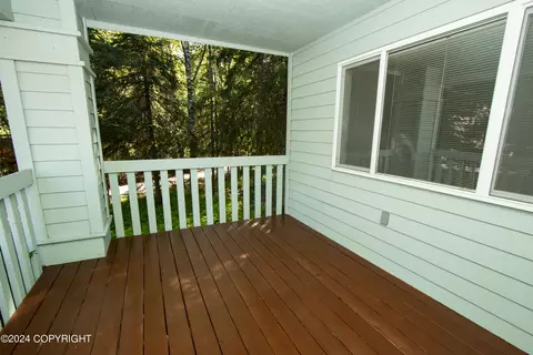 9140 Squire Cir, Eagle River, AK 99577 photo 6