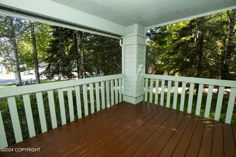 9140 Squire Cir, Eagle River, AK 99577 photo 5