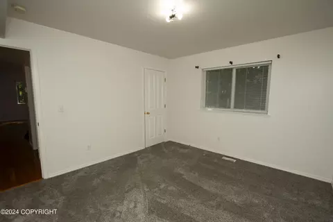 9140 Squire Cir, Eagle River, AK 99577 photo 39