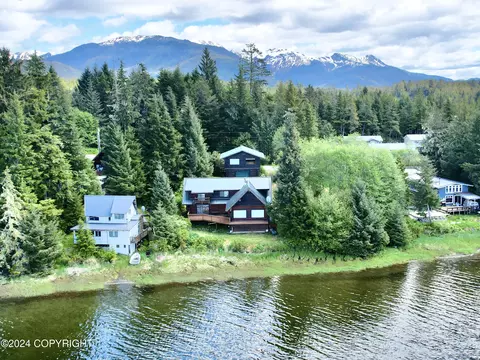 6745 Hemlock St, Klawock, AK 99925