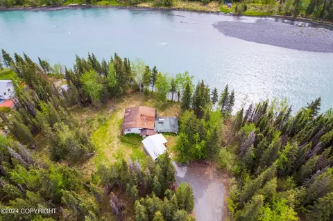 37680 Sara St, Soldotna, AK 99669