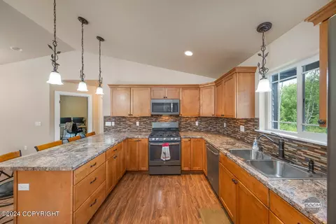 4479 E Kilo Dr, Wasilla, AK 99654 photo 17