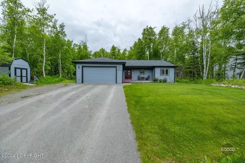 4479 E Kilo Dr, Wasilla, AK 99654 photo 2