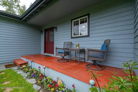 4479 E Kilo Dr, Wasilla, AK 99654 photo 6