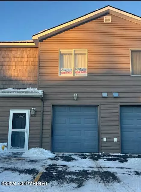 4525 Campbell Park Loop # 15, Anchorage, AK 99507