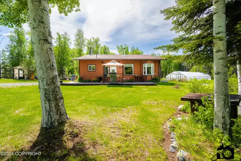 3016 N Kalmbach Lake Dr, Wasilla, AK 99623
