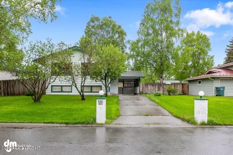 4634 Shelikof St, Anchorage, AK 99507