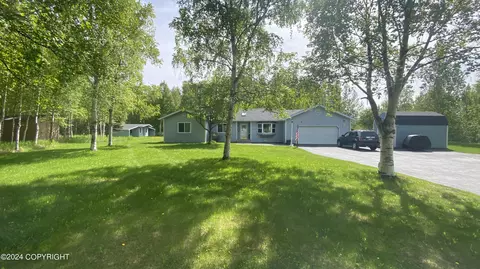 4950 E Brumage Dr, Wasilla, AK 99654