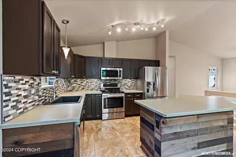 Kitchen - 3232 Tayshee Cir, Anchorage, AK 99504 photo 2 of 4