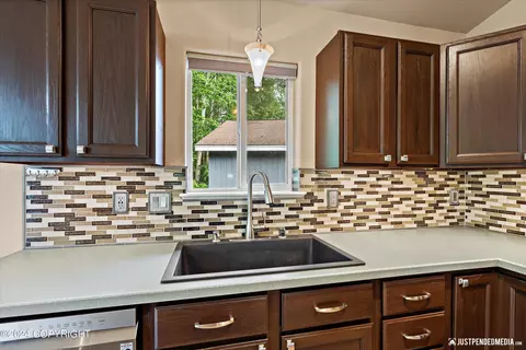 Kitchen - 3232 Tayshee Cir, Anchorage, AK 99504 photo 4 of 4