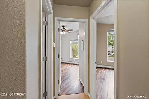 Entry Way - 3232 Tayshee Cir, Anchorage, AK 99504 photo 3 of 4