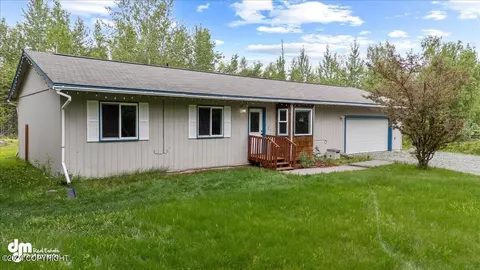 975 E Mulchatna Dr, Wasilla, AK 99654