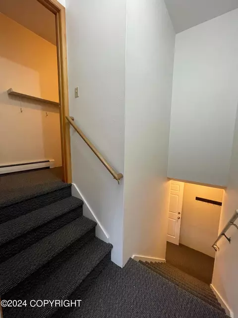 3208 Doris St, Anchorage, AK 99517 photo 3