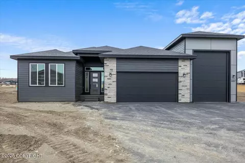 6807 E Preservation Dr, Palmer, AK 99645