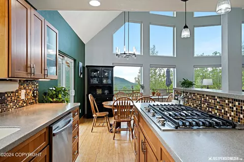 23051 Glacier View Dr, Eagle River, AK 99577 photo 9