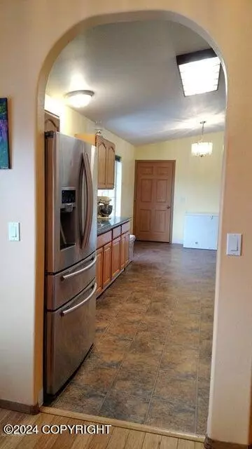1000 W Cache Dr, Wasilla, AK 99654 photo 5