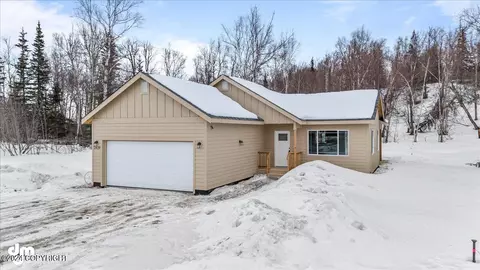 4174 E Alfreds Dr, Wasilla, AK 99654