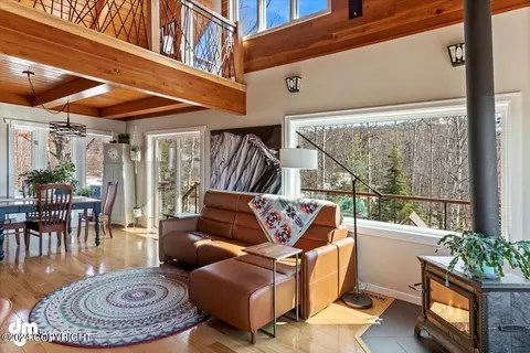 Living - 18816 Roads End Cir, Eagle River, AK 99577 photo 3 of 4