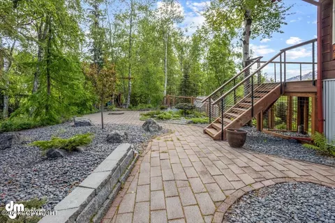Exterior - 18816 Roads End Cir, Eagle River, AK 99577 photo 13 of 21