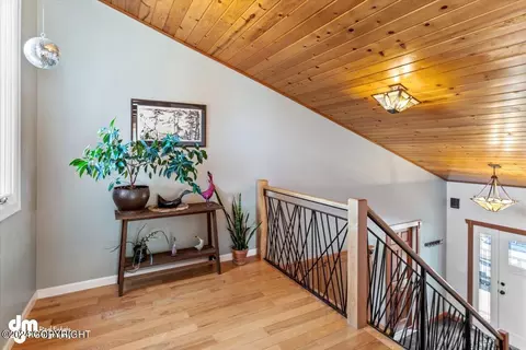 Entry Way - 18816 Roads End Cir, Eagle River, AK 99577 photo 2 of 8