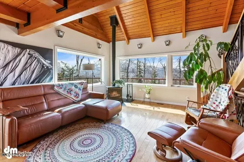 Living - 18816 Roads End Cir, Eagle River, AK 99577 photo 1 of 4