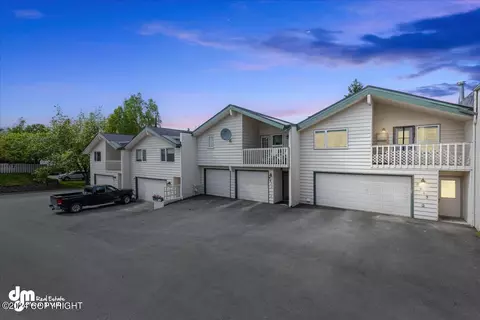 6615 Cutty Sark St, Anchorage, AK 99502