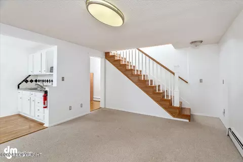 Living - 14715 Terrace Ln, Eagle River, AK 99577 photo 10 of 10