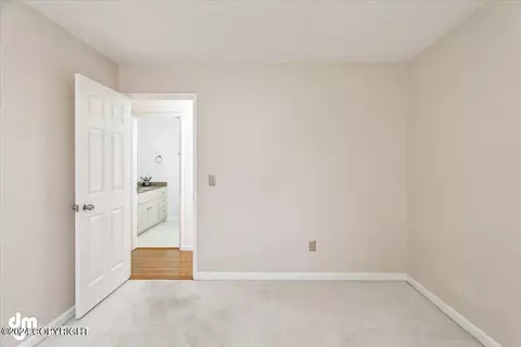 Bedroom - 14715 Terrace Ln, Eagle River, AK 99577 photo 9 of 14