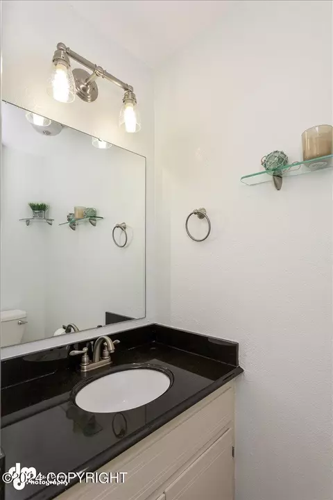 Bath - 14715 Terrace Ln, Eagle River, AK 99577 photo 7 of 11