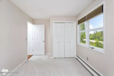 Bedroom - 14715 Terrace Ln, Eagle River, AK 99577 photo 13 of 14