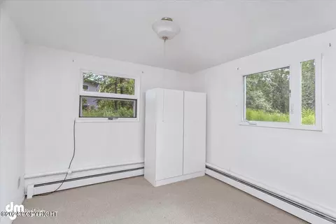 Bedroom - 14715 Terrace Ln, Eagle River, AK 99577 photo 14 of 14
