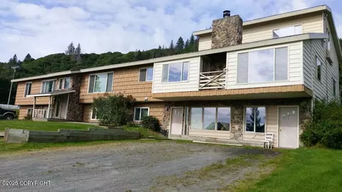 106 E Bayview Ave, Homer, AK 99603