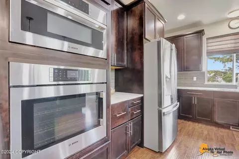 Kitchen - 18231 Muldrow St, Eagle River, AK 99577 photo 2 of 7
