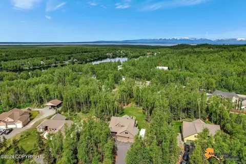 View/Area - 18231 Muldrow St, Eagle River, AK 99577 photo 4 of 9