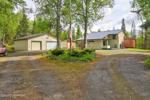 28494 Libbys Run St, Soldotna, AK 99669