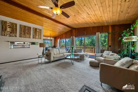 Living - 5040 E 98th Ave, Anchorage, AK 99507 photo 1 of 7