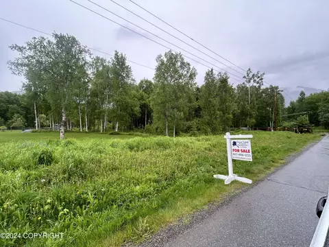 000 River Park Dr, Eagle River, AK 99577